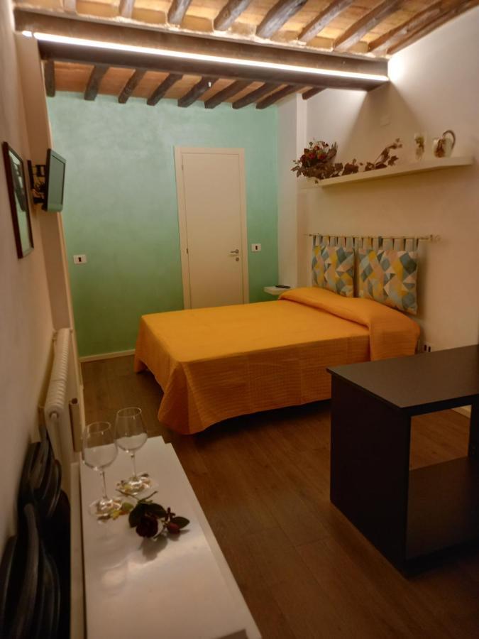 La Locanda Dei Conti, Piccolo E Confortevole Loft Sienne Extérieur photo